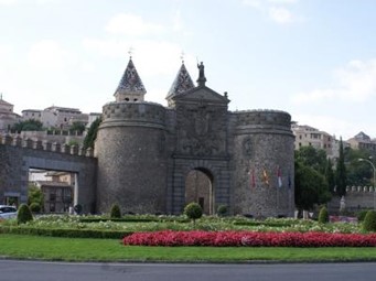 Puerta de Bisagra en Toledo